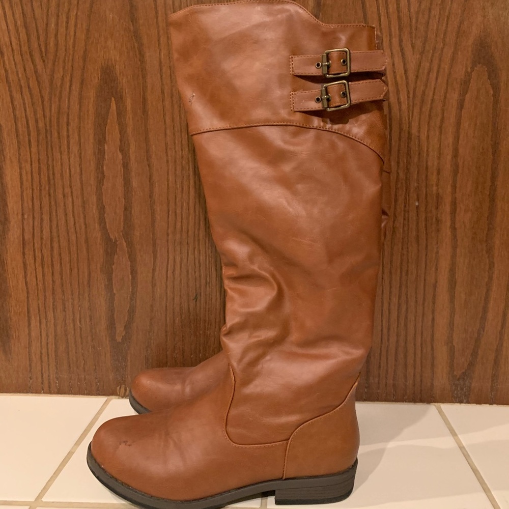 tall brown boots